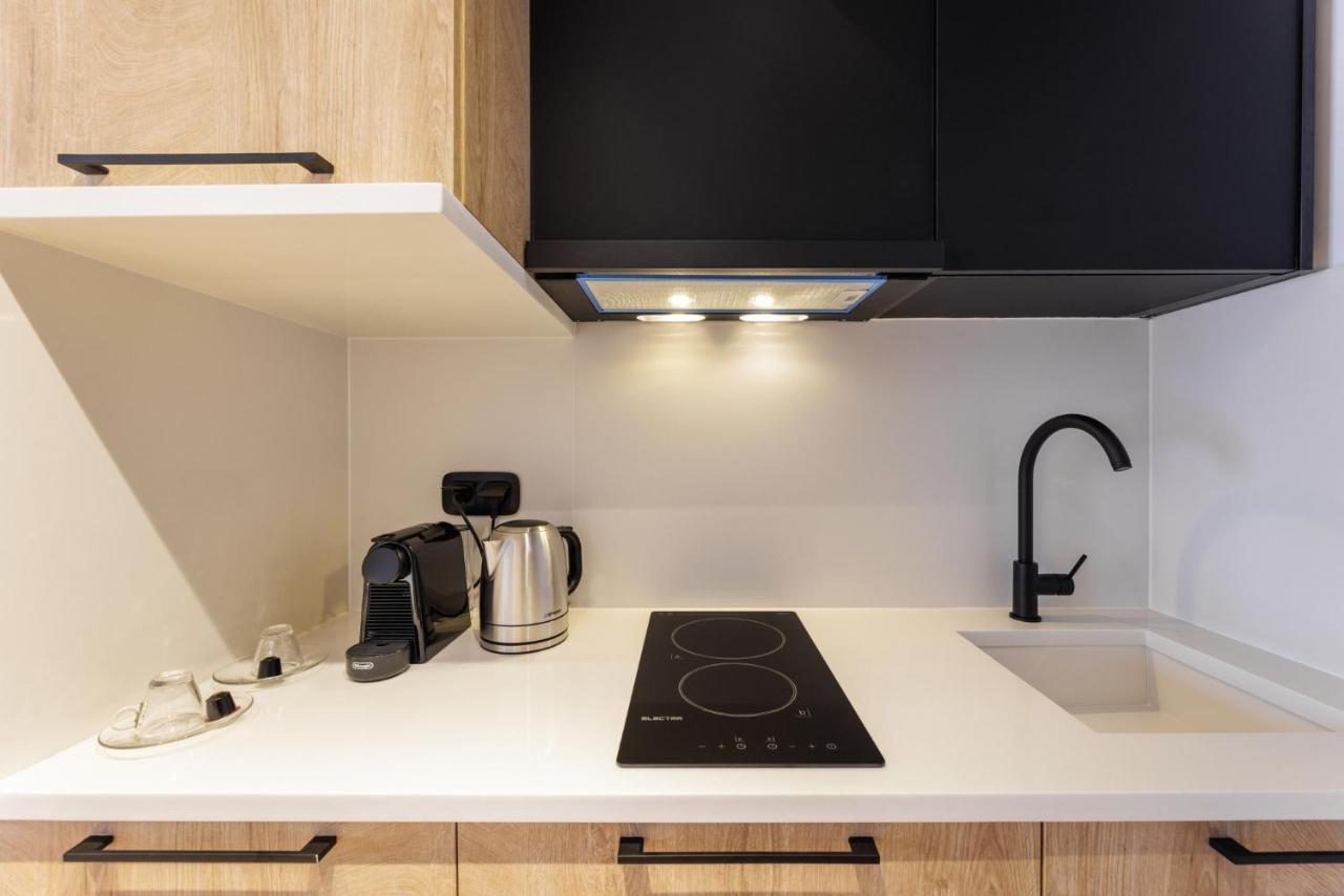 Kentro Luxury Suites Hanioti Ngoại thất bức ảnh